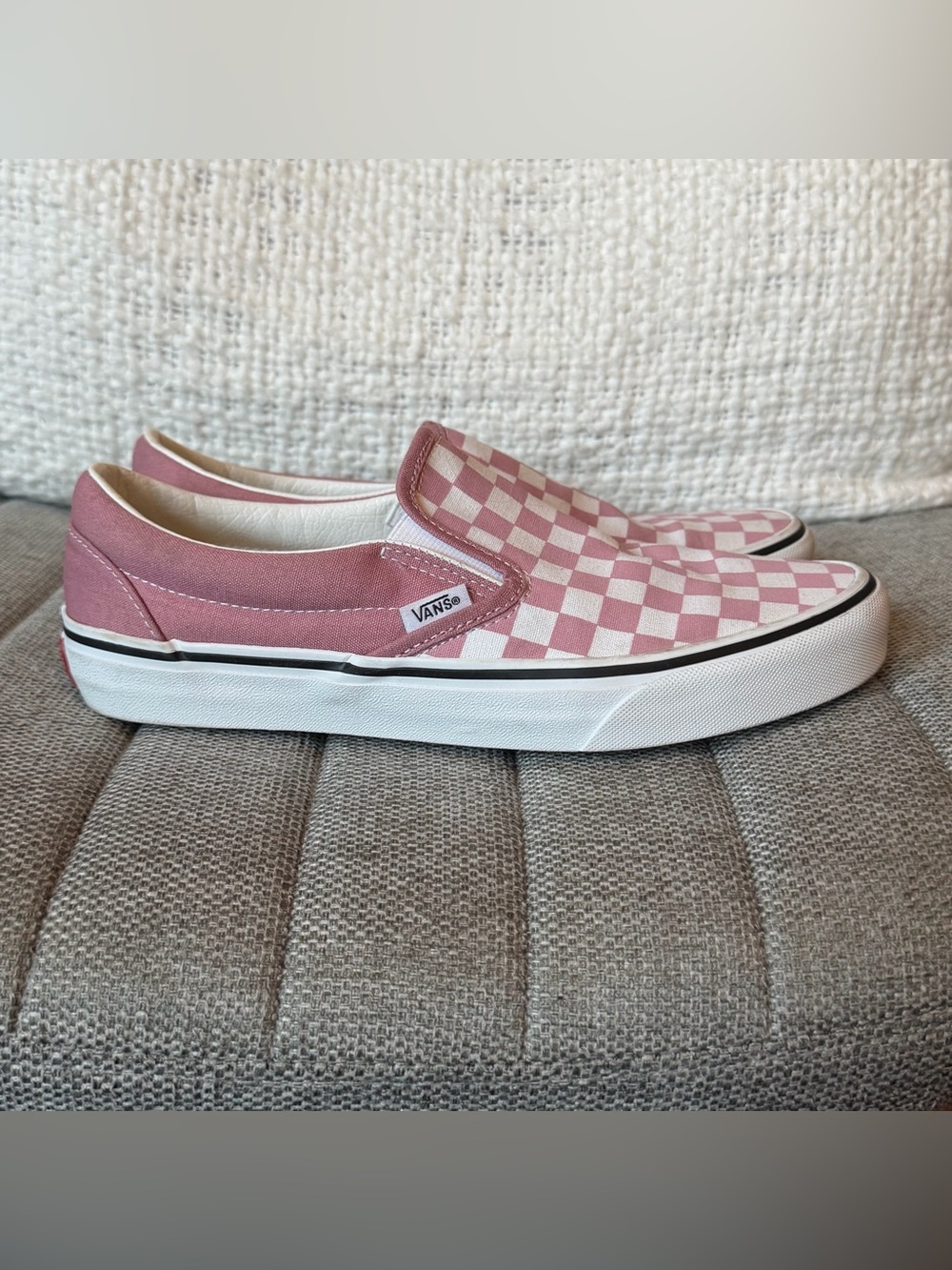 Vans Women’s Slip-On Checkerboard Pink and White - Picture 2 of 7